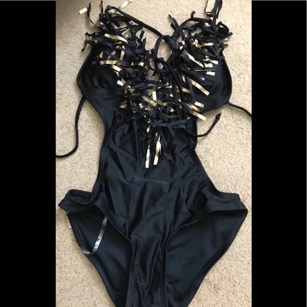 One piece bathing suit